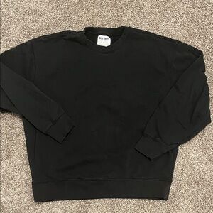 Old Navy Men's Classic Black Crewneck Sweater